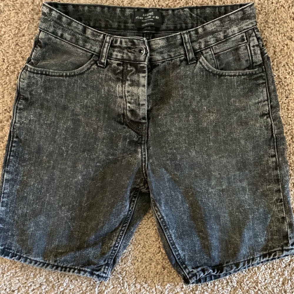 Bershka Black Jean short
